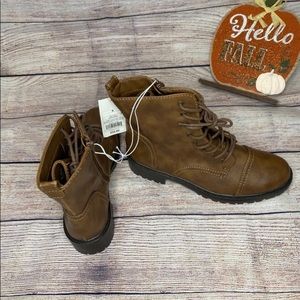 Women’s combat boots
